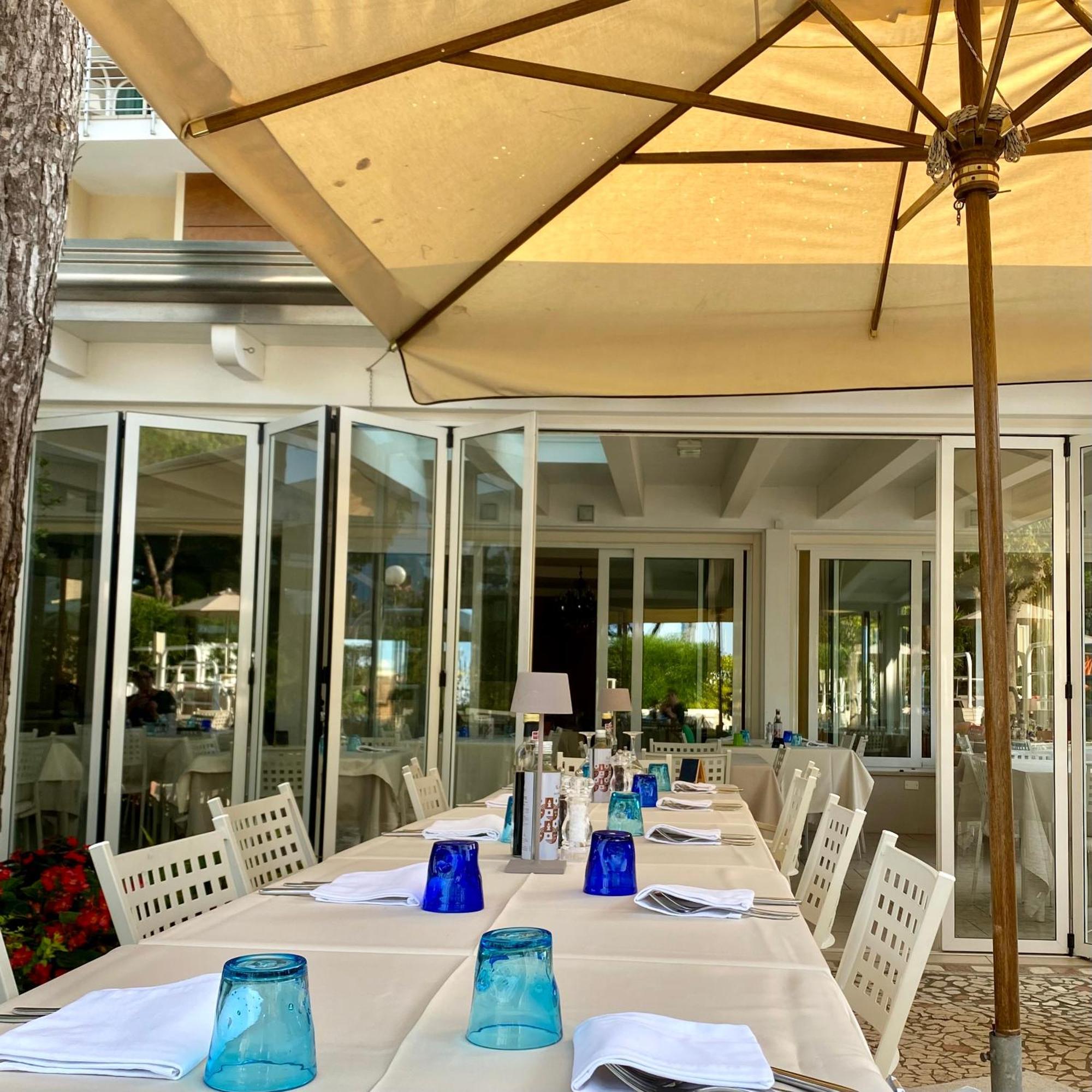 Hotel Franca Milano Marittima Exterior foto