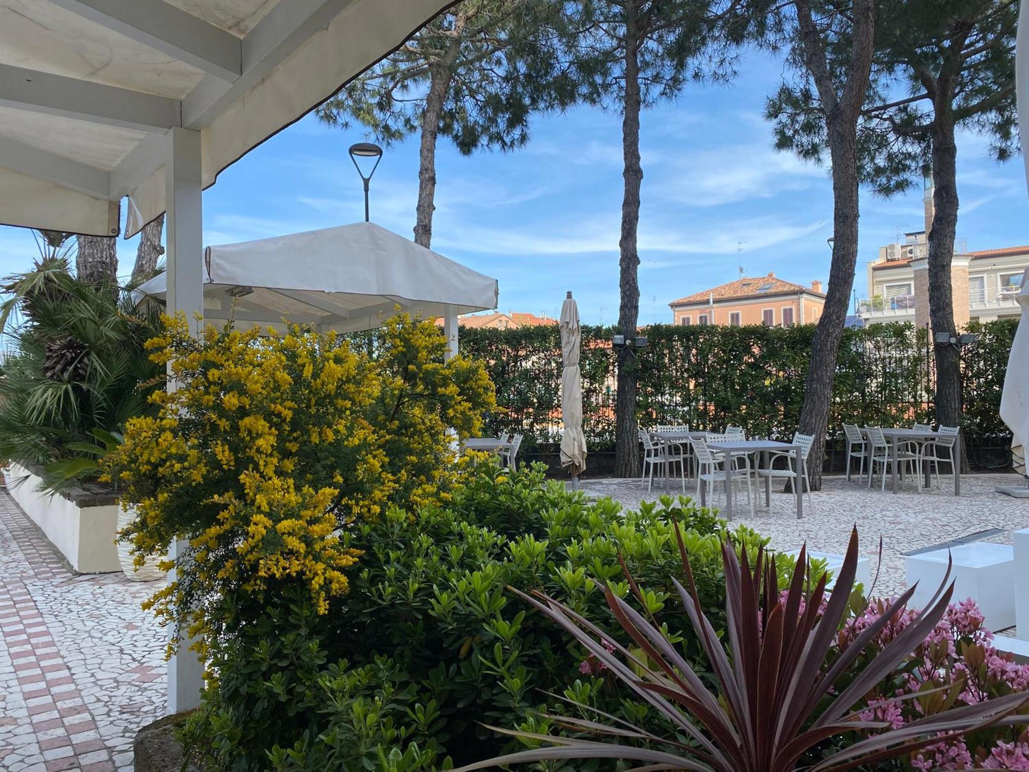 Hotel Franca Milano Marittima Exterior foto